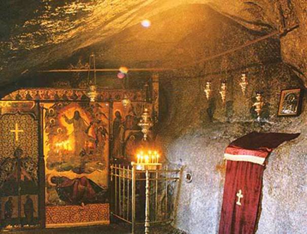 Пещера Иоанна Богослова